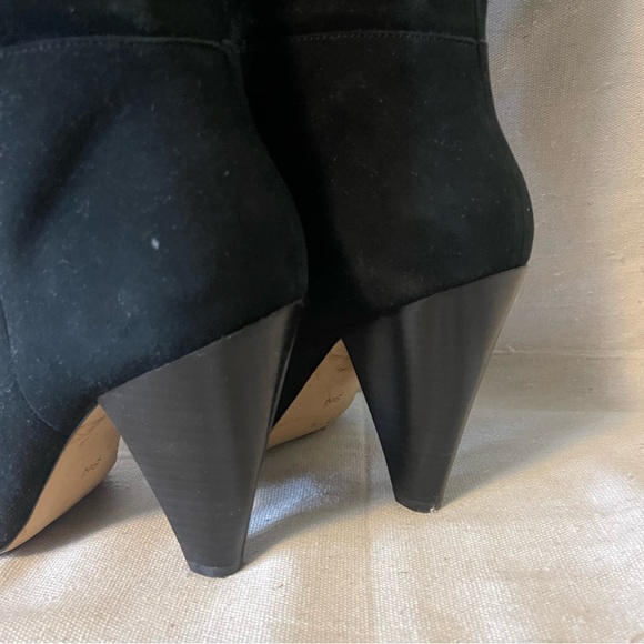 Something Navy Cone Heel Boot - Picture 4 of 6